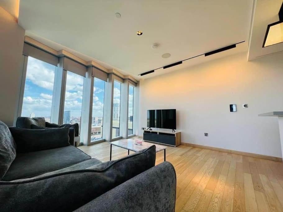 New Manhattan Loft Gardens Stratford London Exteriör bild